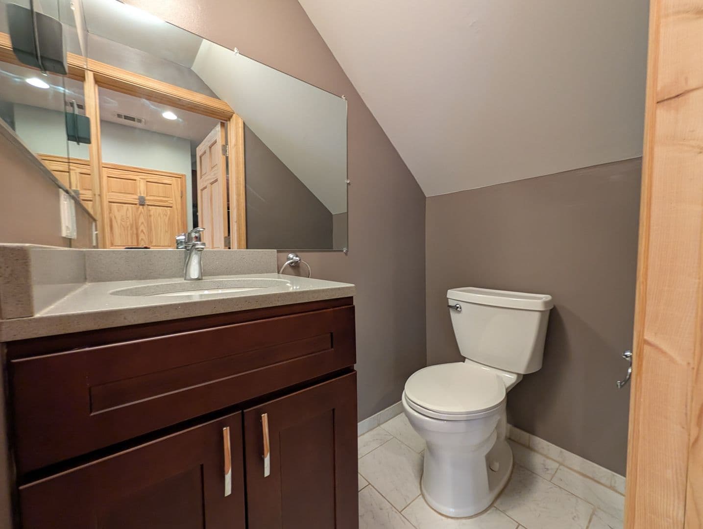 Baltimore Apartment: 3221 Guilford Ave