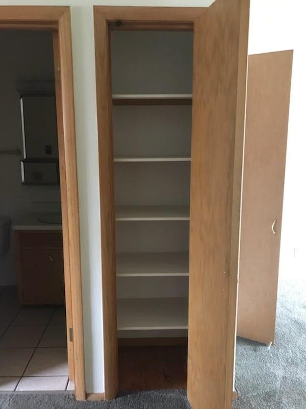 Milwaukee Apartment: 833 N Hawley Road