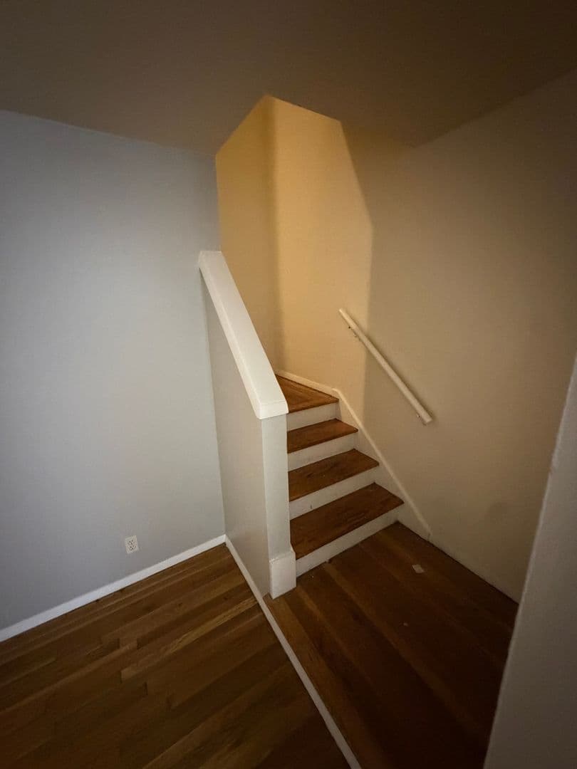 Milwaukee Townhome: 119 S 70th St