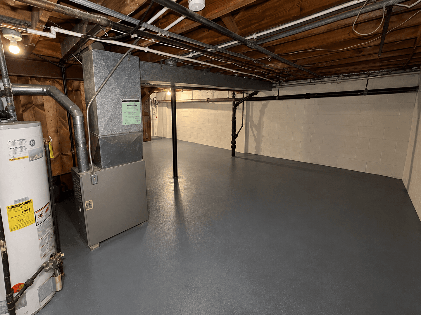 Milwaukee Townhome: 119 S 70th St