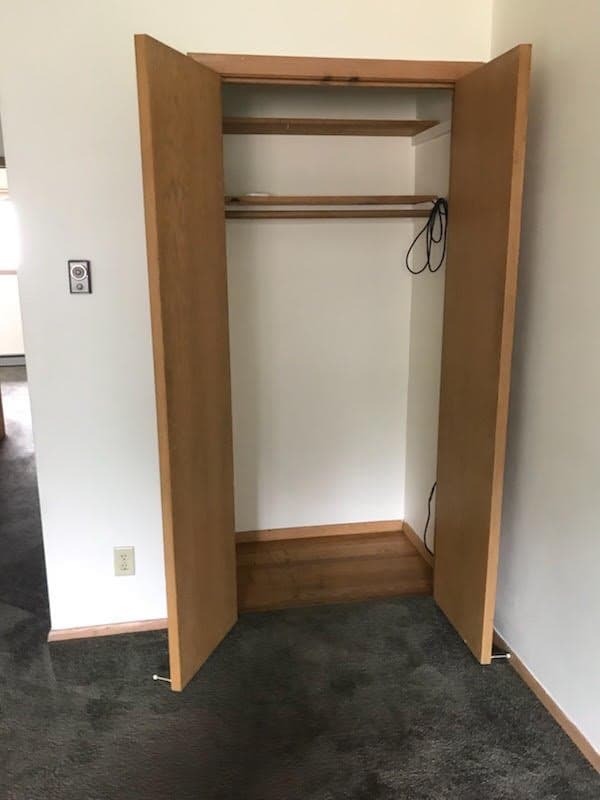 Milwaukee Apartment: 833 N Hawley Road