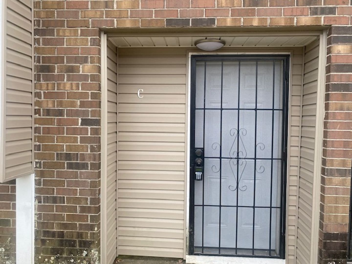 Baton Rouge Apartment: 8756 Elvin Dr