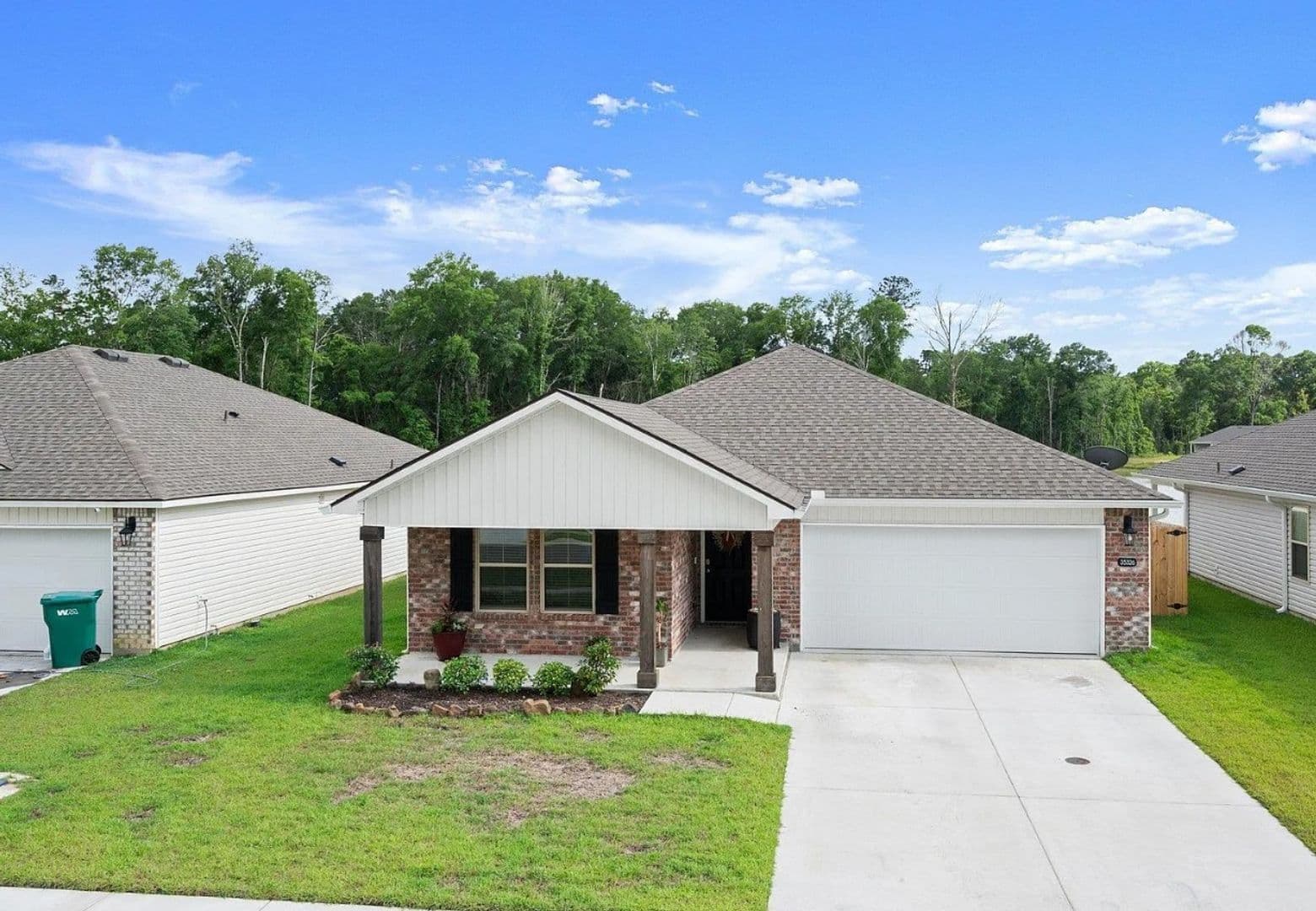 Denham Springs House: 35326 Grovemont Drive