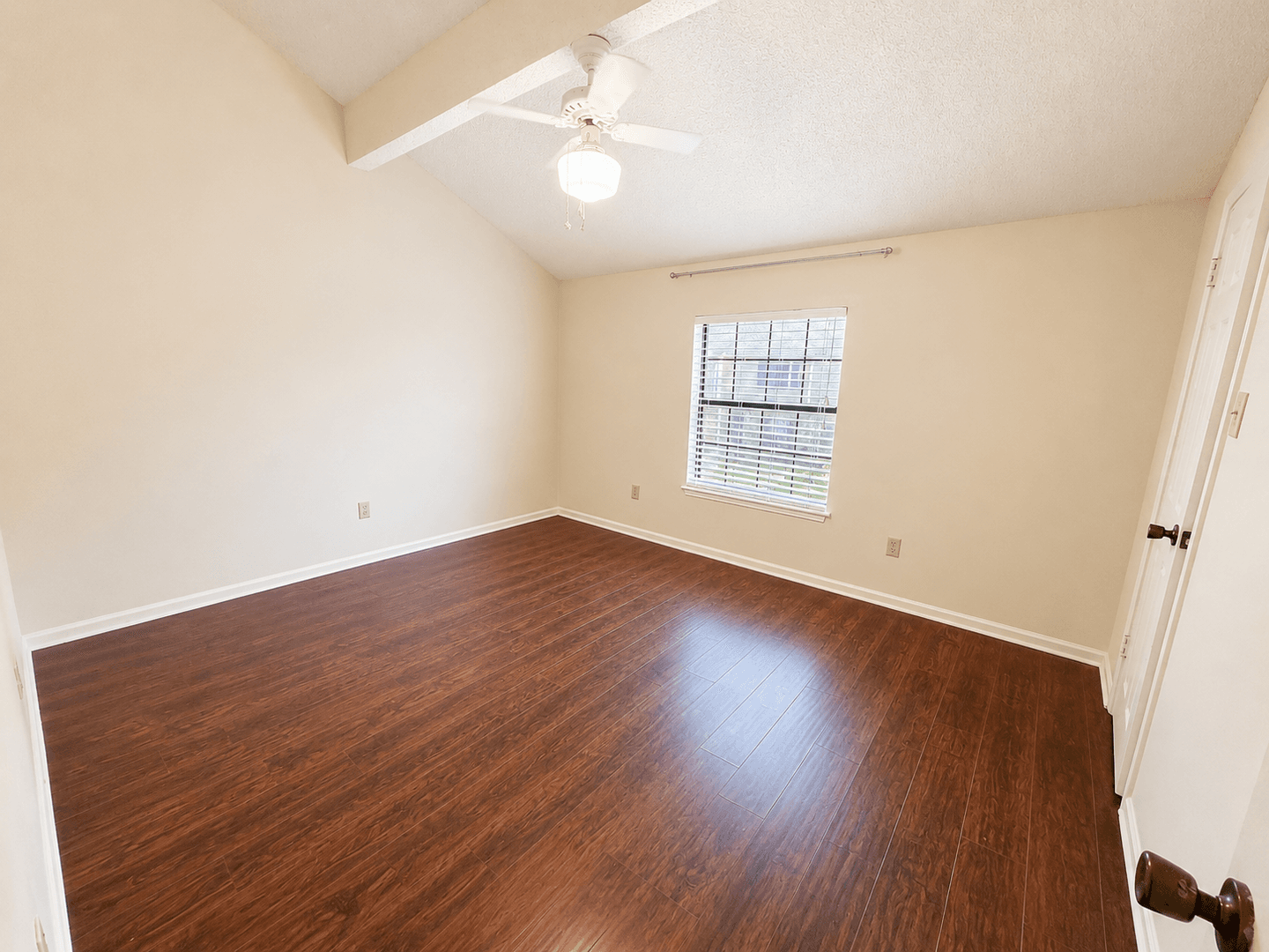 Lafayette Townhome: 304 Rayburn St