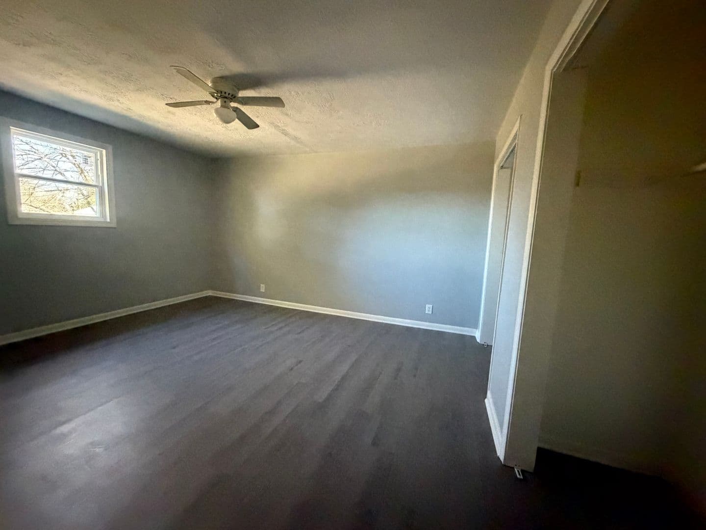 Lake Charles House: 1019 Alamo St