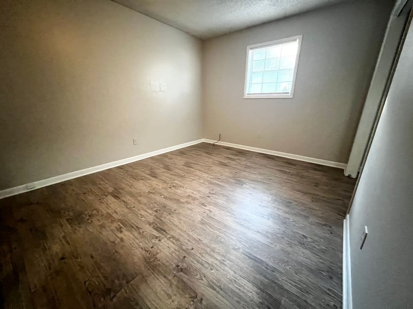 Lafayette Apartment: 211 Al Pearsons Dr
