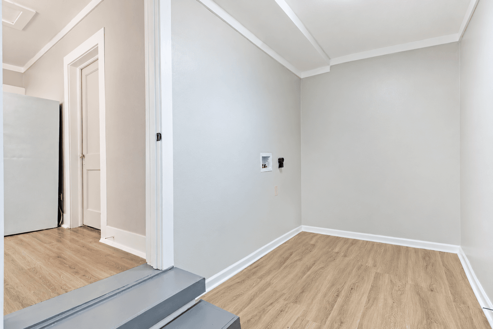 Youngsville House: 603 Avenue A