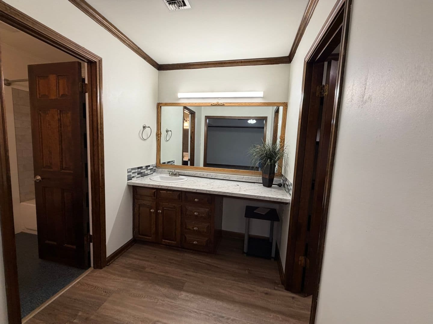 Lafayette House: 204 Dublin Circle Unit A