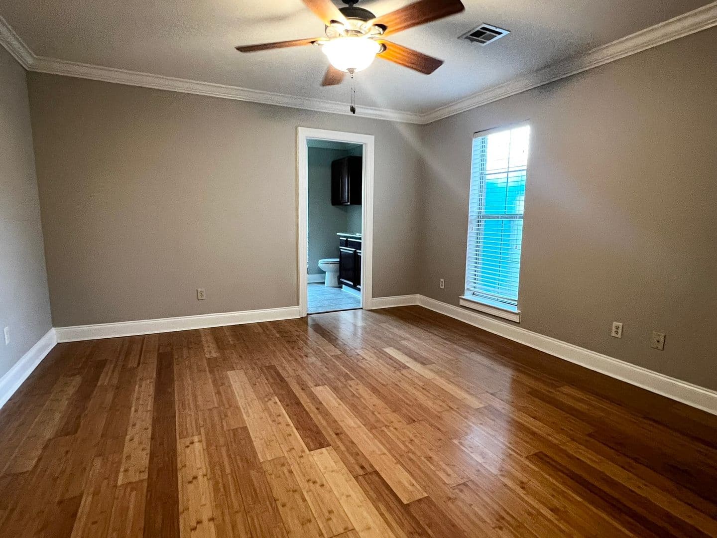 Youngsville House: 204 King Arthurs Way