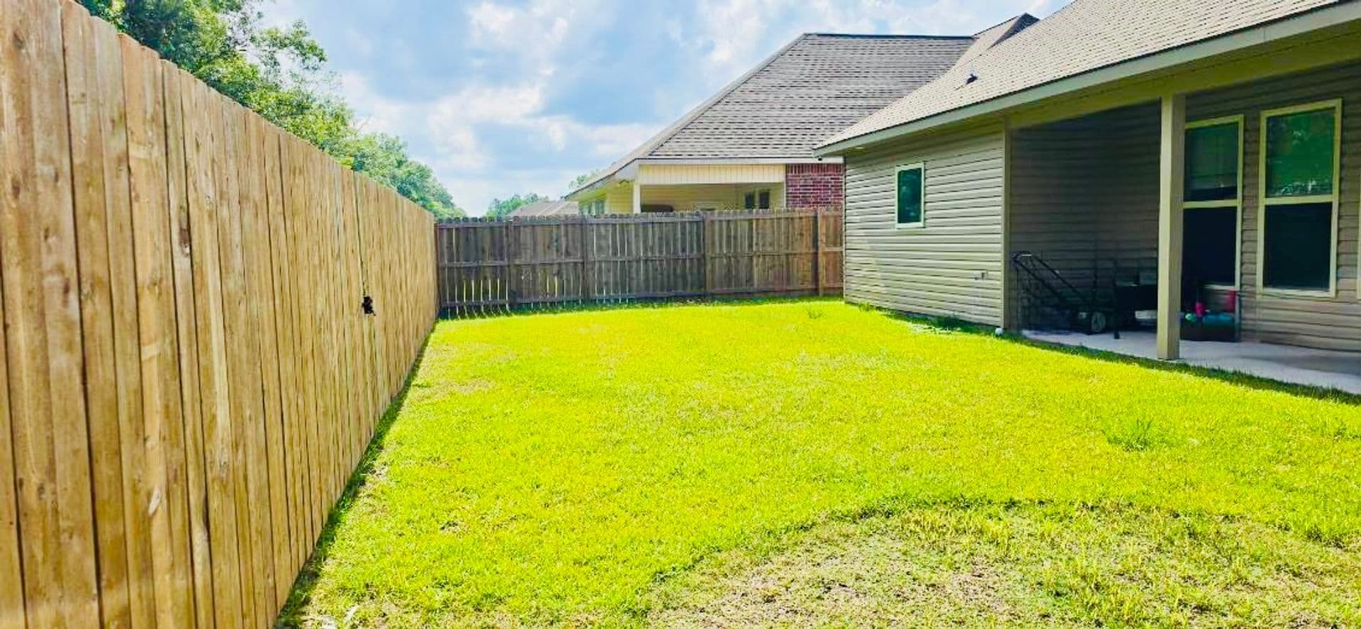 Denham Springs House: 11628 Water View Ave