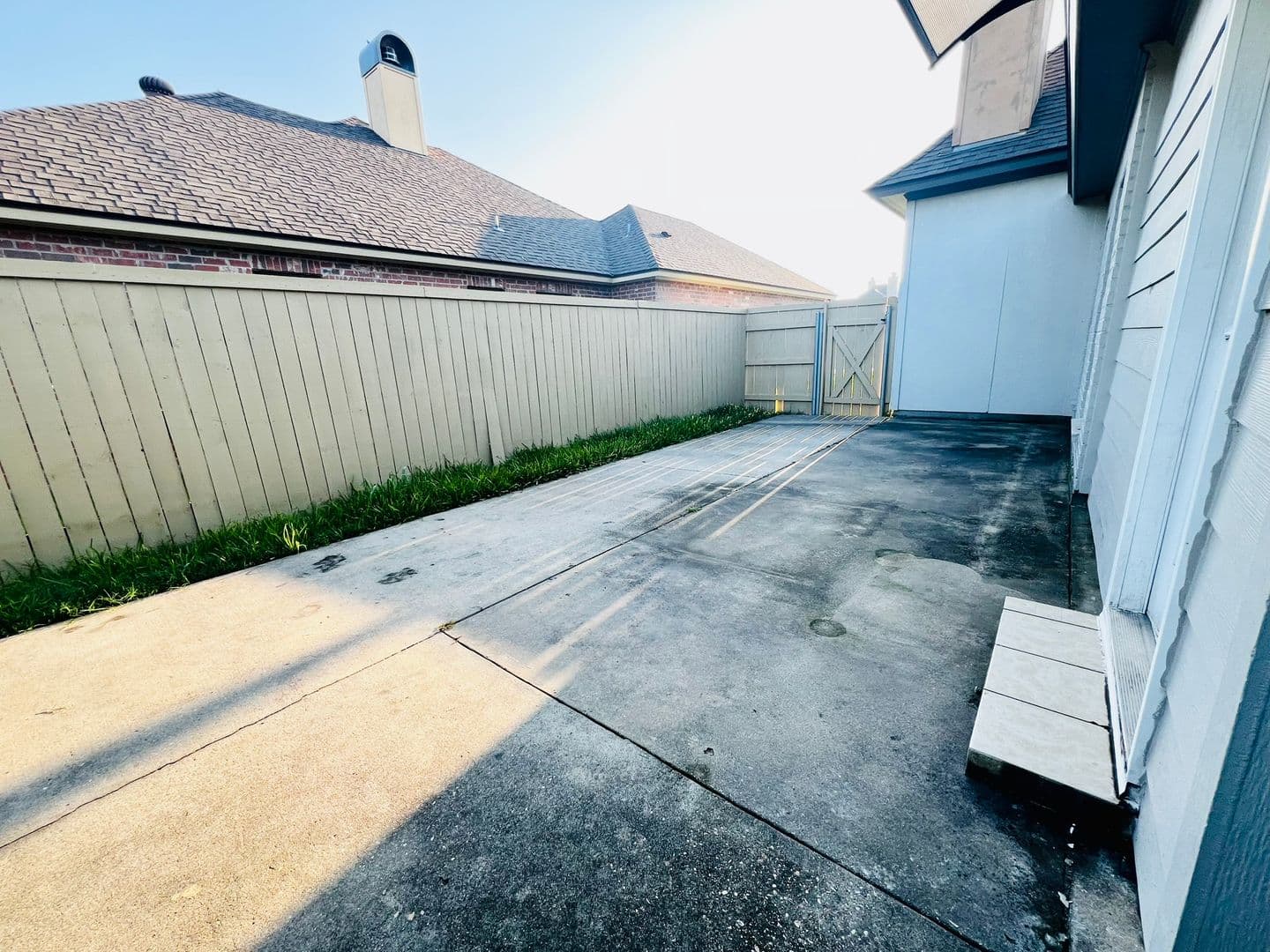 Youngsville House: 204 King Arthurs Way