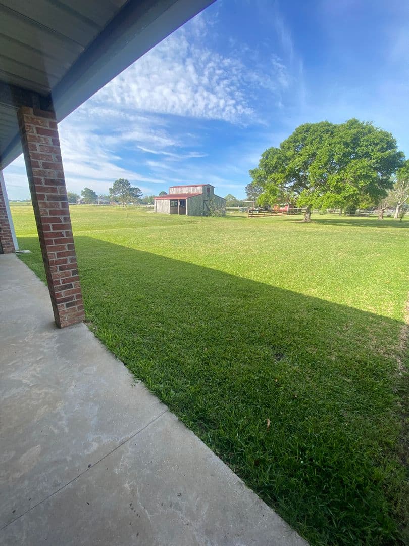 Saint Martinville House: 1042 Banker Road