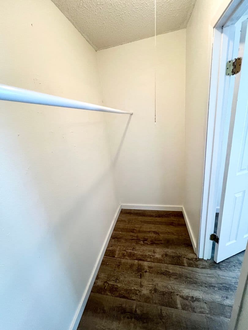Baton Rouge Apartment: 1940 Southpointe Dr