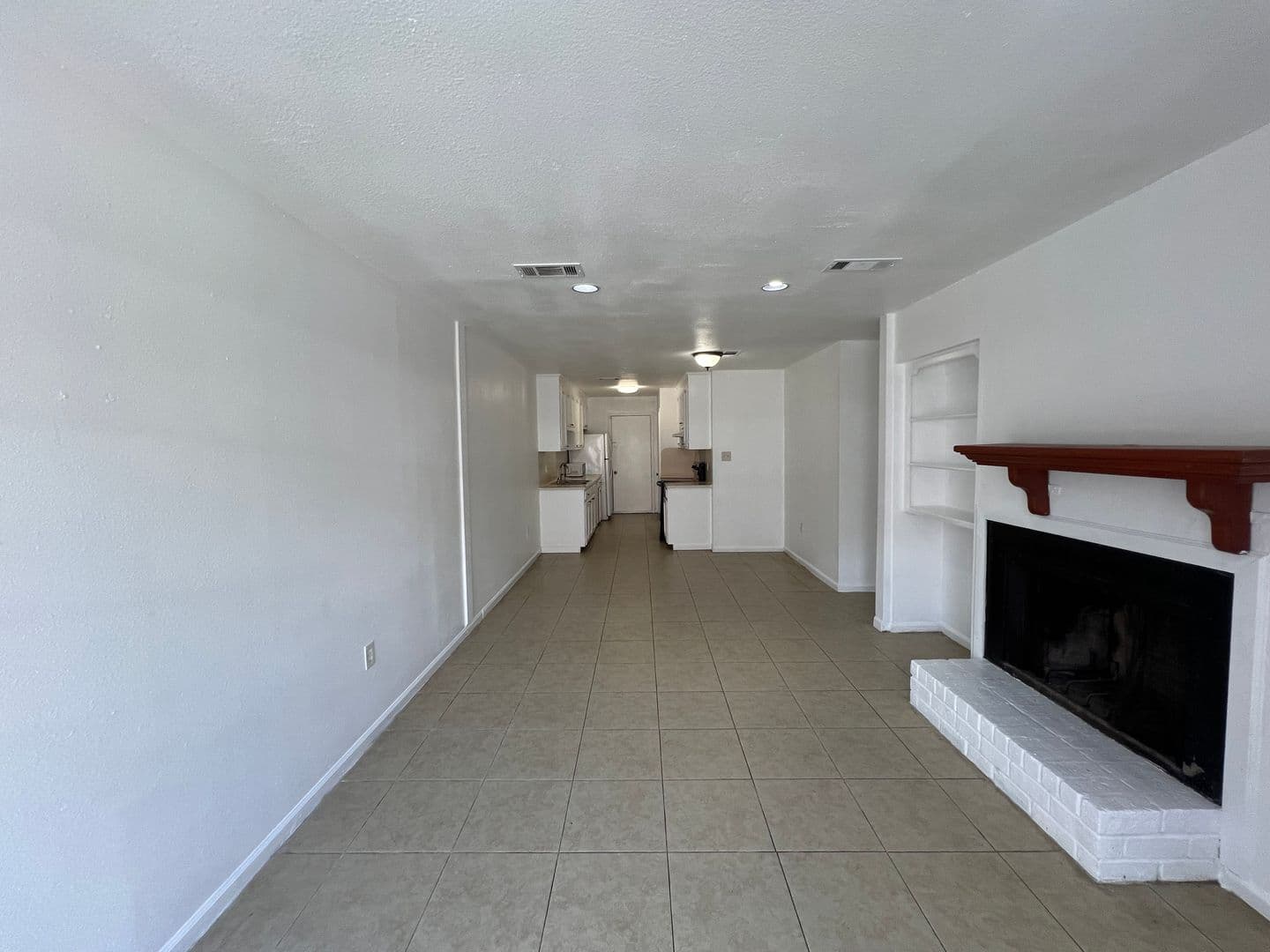 Baton Rouge Apartment: 10612 Stanley Aubin Ln