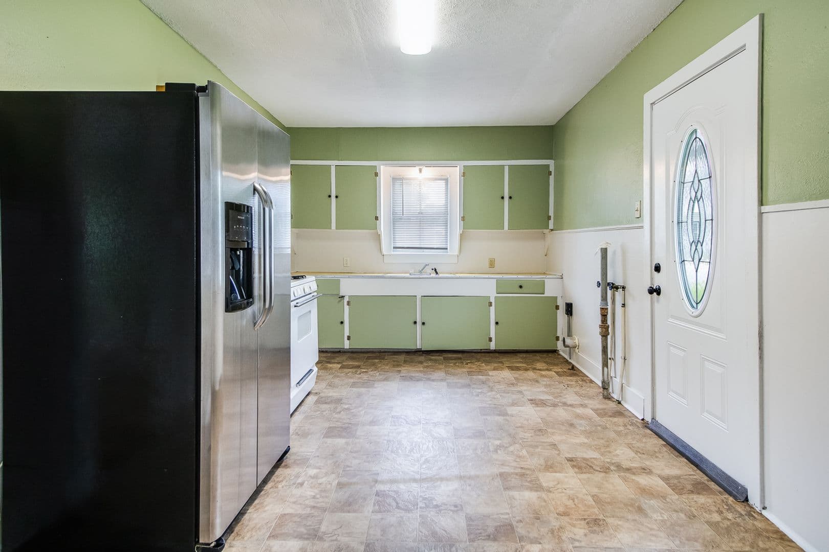 Broussard House: 505 E Main Street