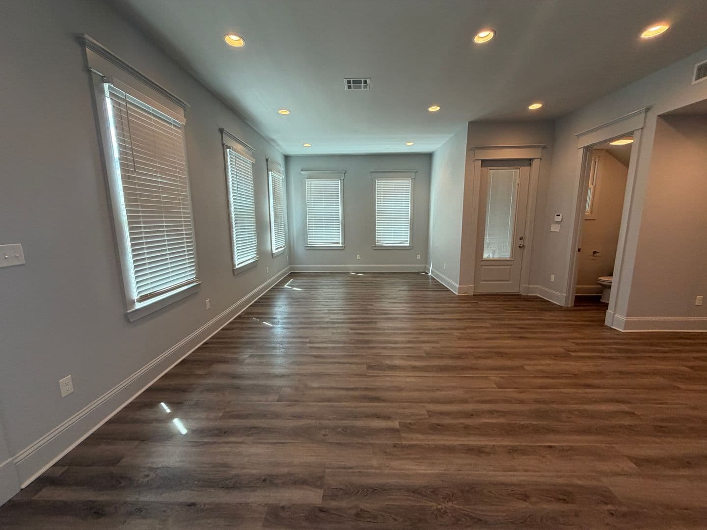 Lake Charles House: 621 Hodges St