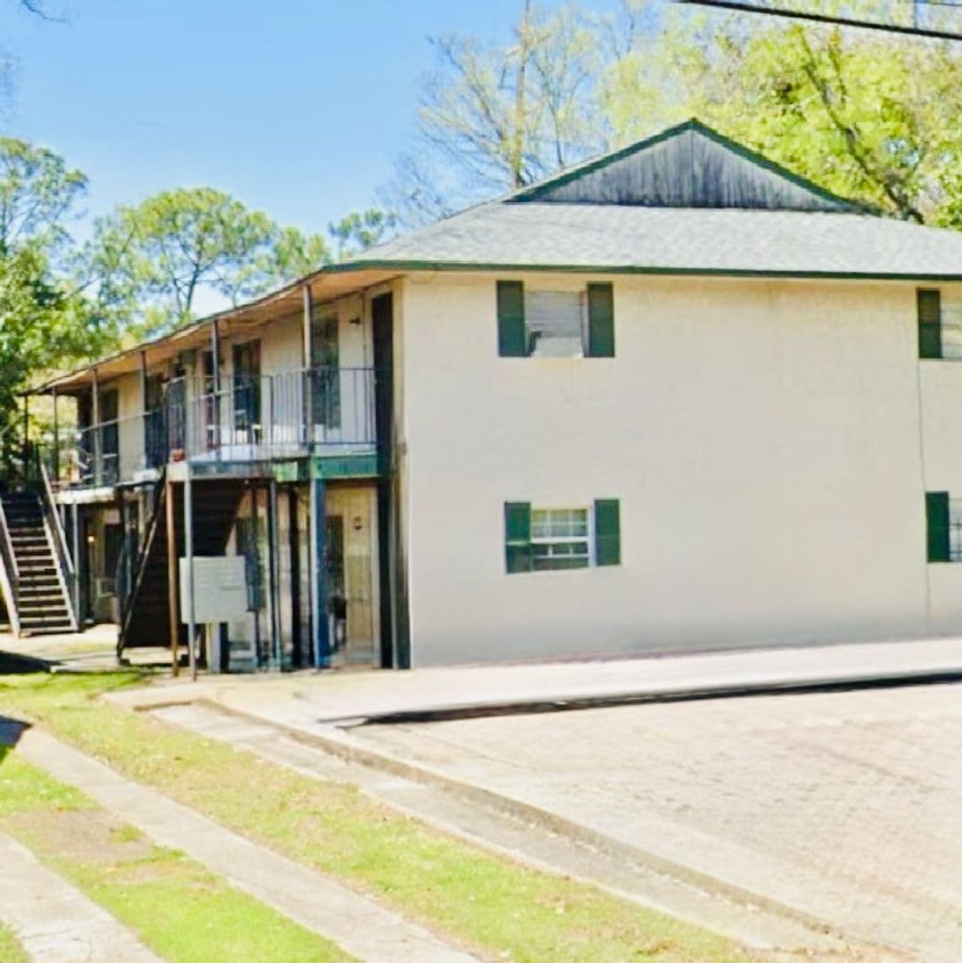 Baton Rouge Apartment: 3132 Wyoming St.