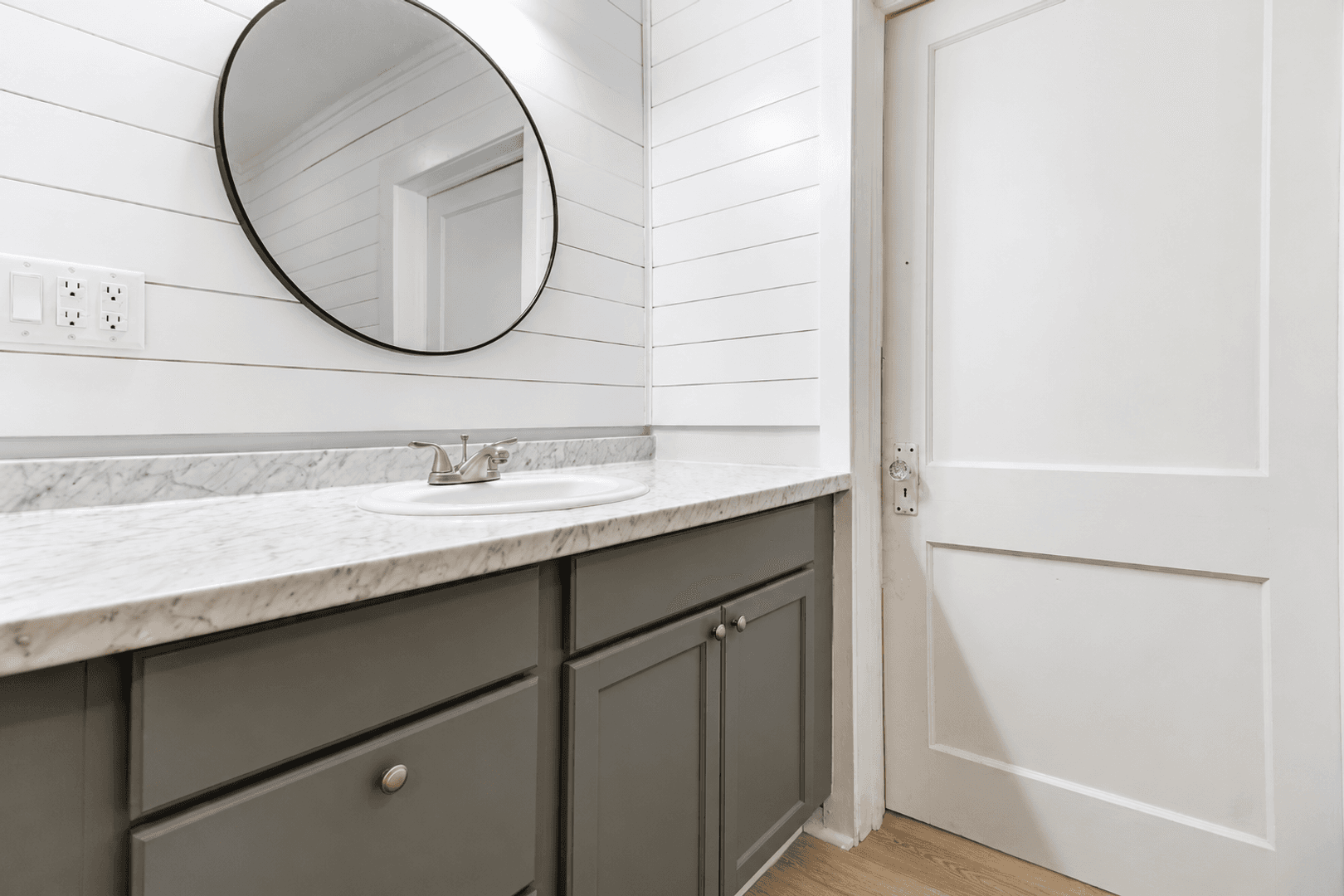 Youngsville House: 603 Avenue A