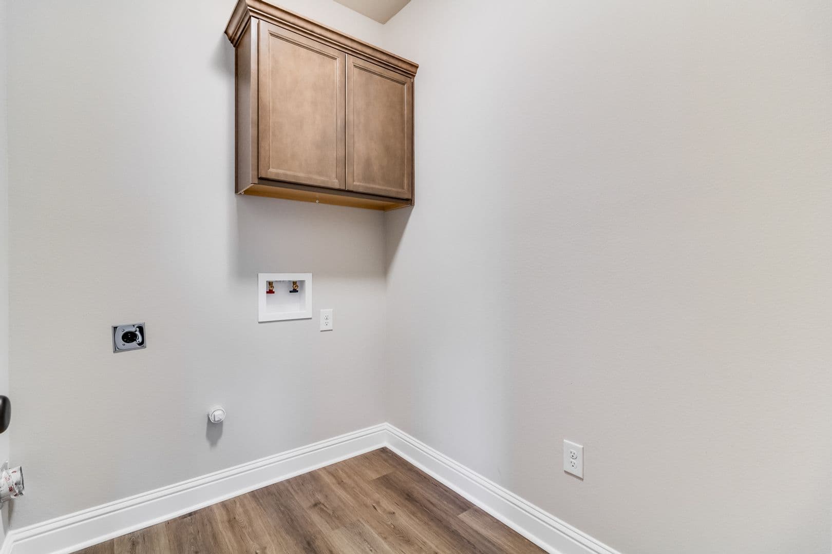 Youngsville House: 101 Bernay Court