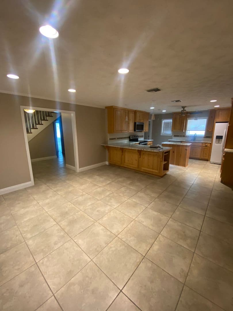 Saint Martinville House: 1042 Banker Road