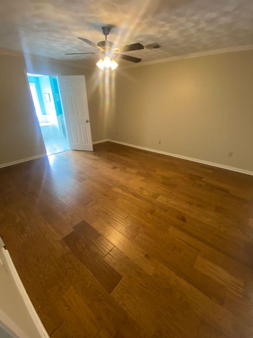 Saint Martinville House: 1042 Banker Road