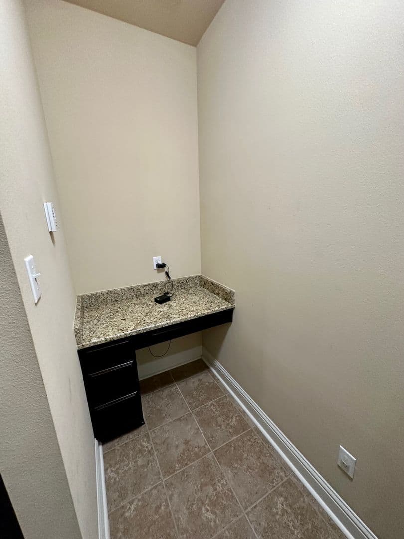 Prairieville House: 42537 Wynstone Drive
