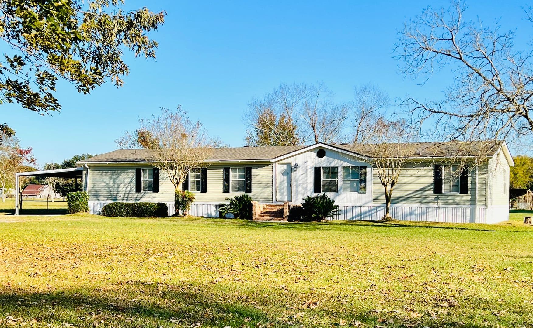 Carencro House: 1200 Post Road