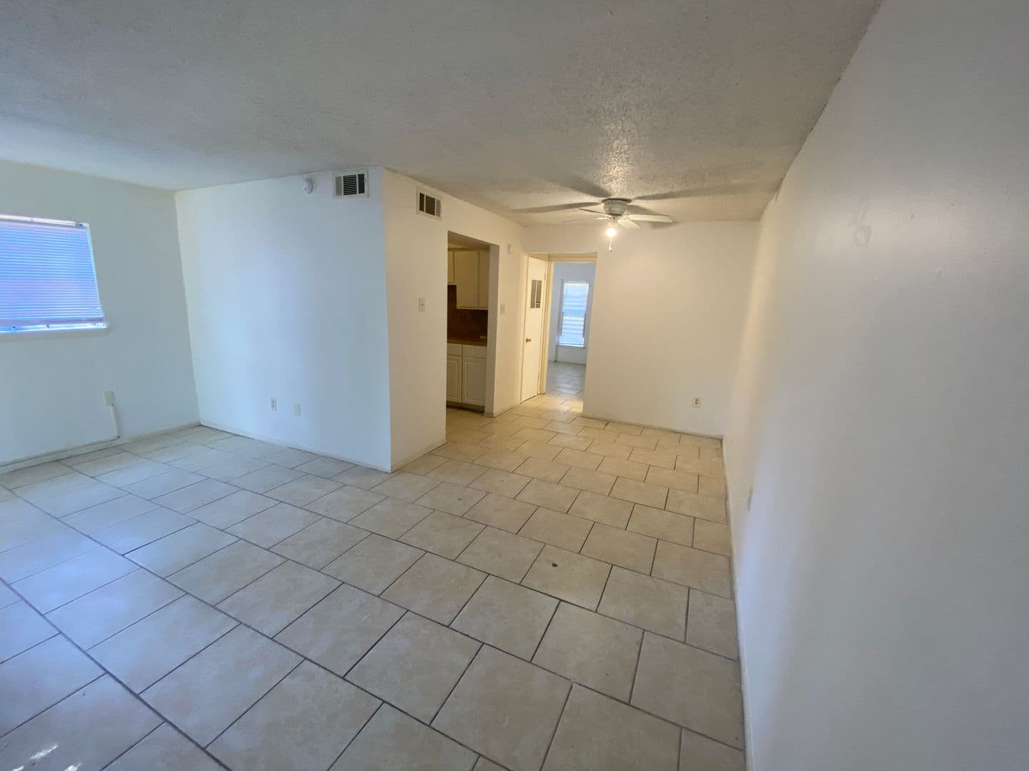 Baton Rouge Apartment: 3132 Wyoming St.