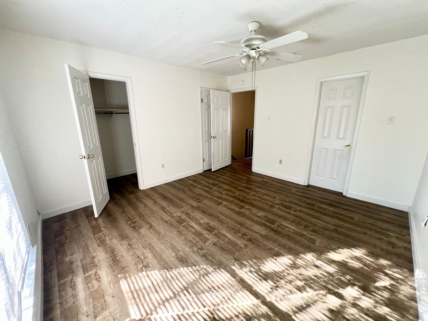 Baton Rouge Apartment: 1940 Southpointe Dr