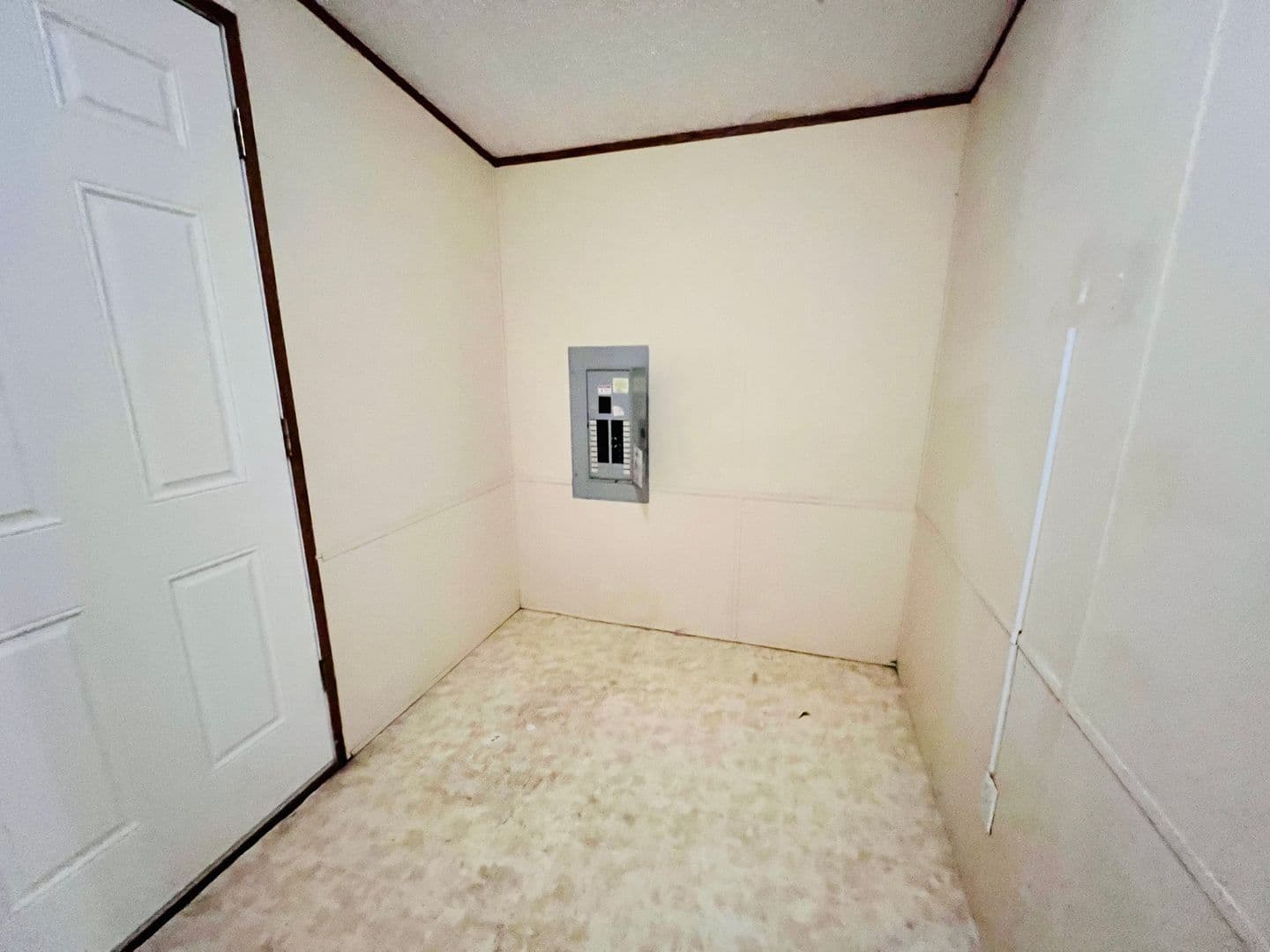 Carencro House: 1200 Post Road