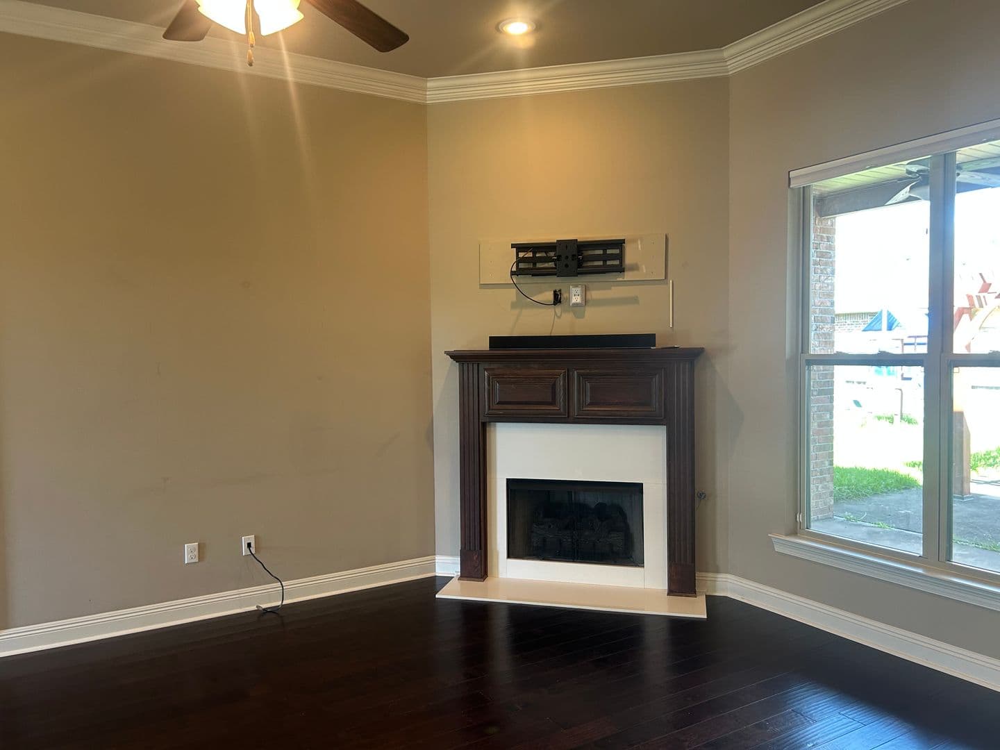 Youngsville House: 222 Woodhaven Rd
