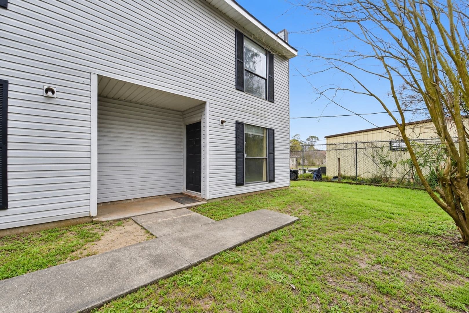 Baton Rouge Apartment: 1940 Southpointe Dr