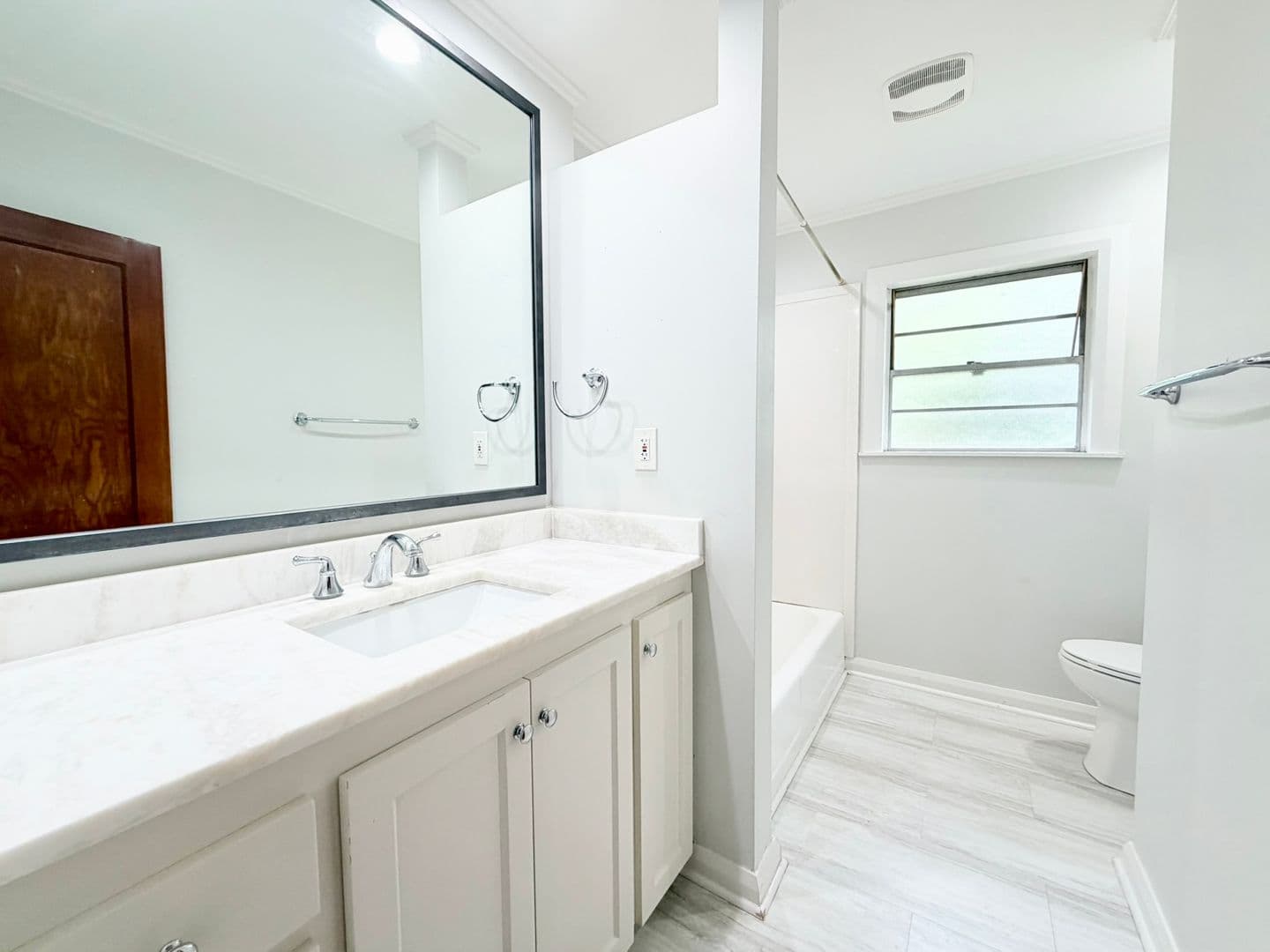 Lafayette House: 516 St Joseph