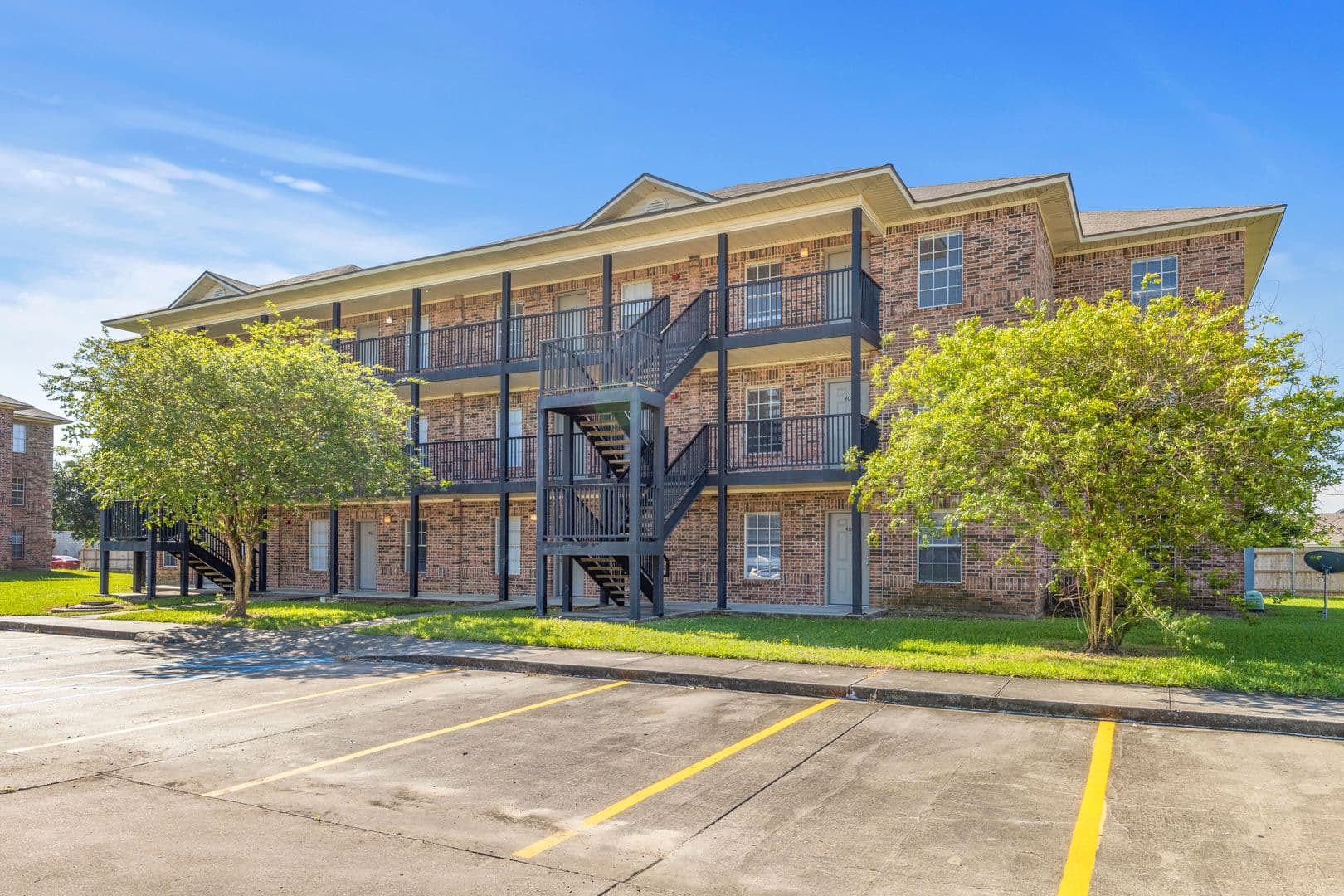 Lake Charles Apartment: 2400 Fruge Street