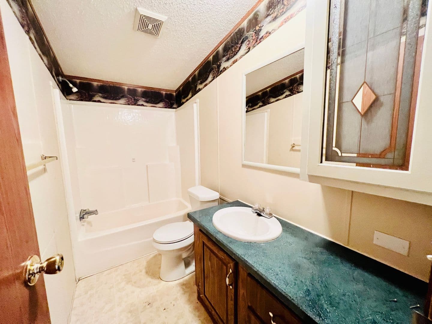Carencro House: 1200 Post Road