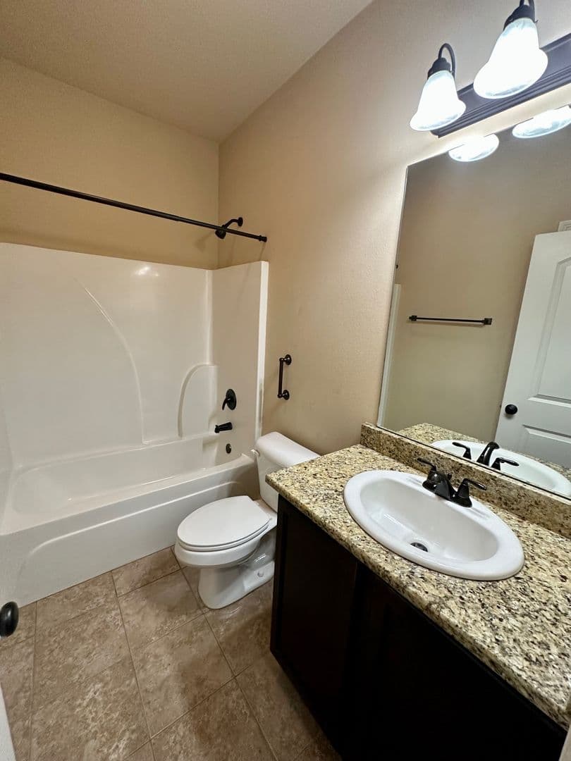 Prairieville House: 42537 Wynstone Drive