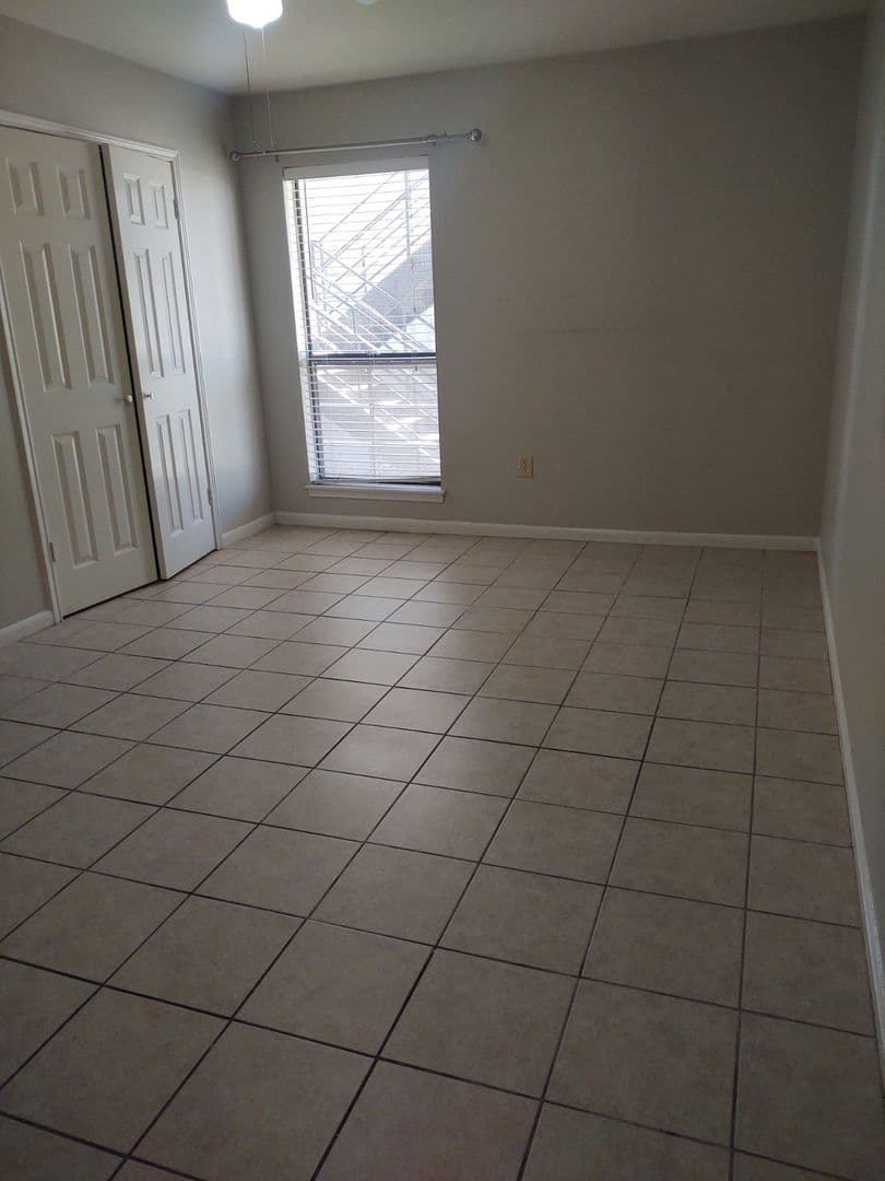 Lafayette Condo: 701 S College #215