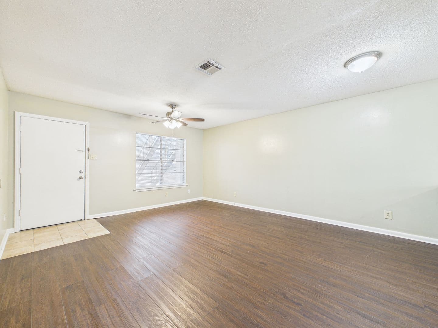 Lafayette Apartment: 1815 Eraste Landry Road