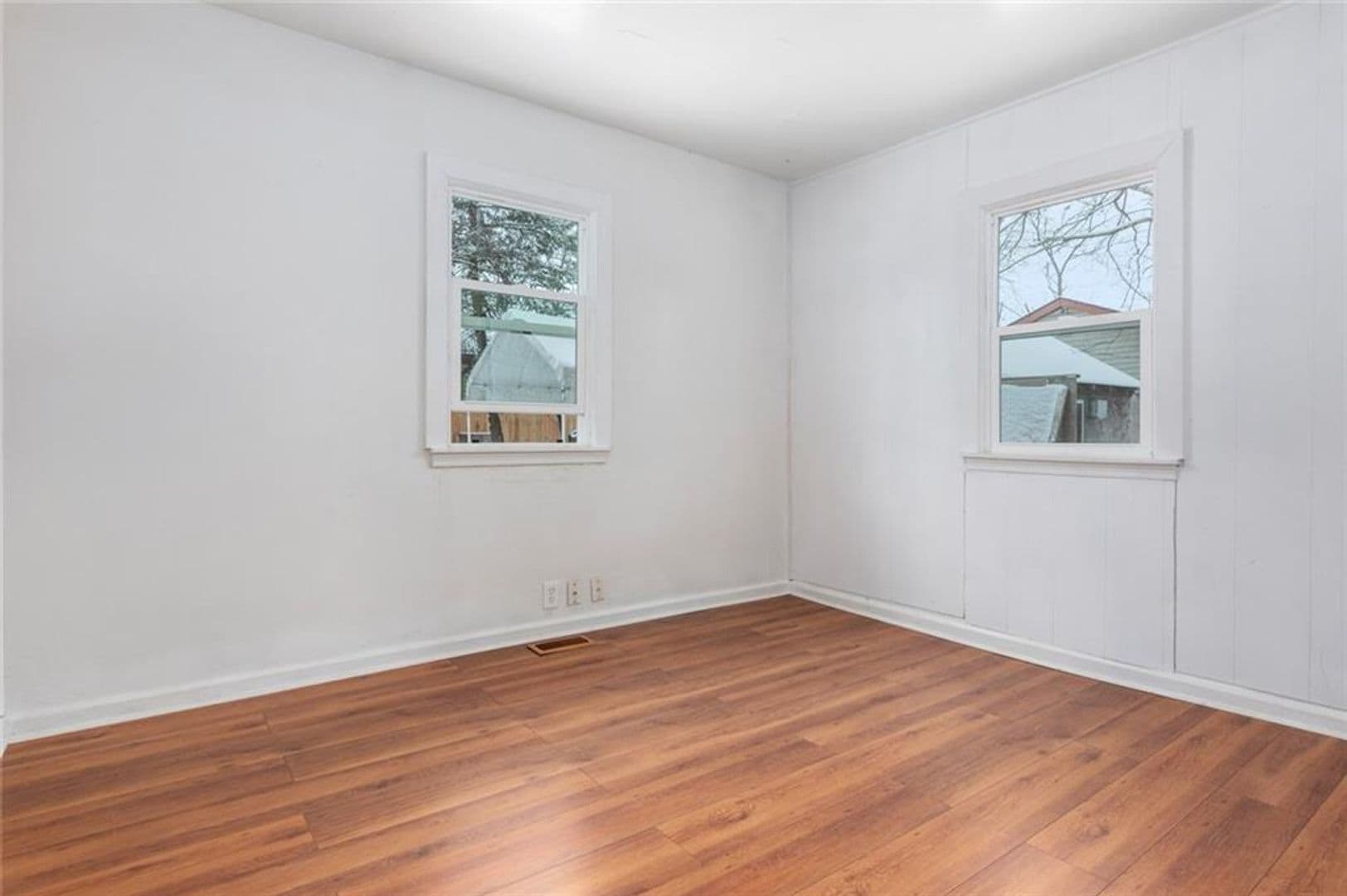 Indianapolis House: 1020 Waldemere Ave (wayne)