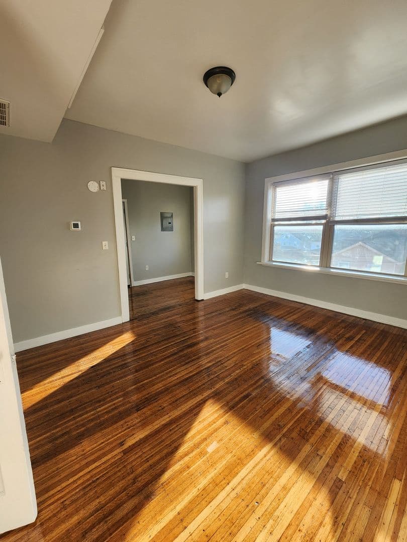 Indianapolis Apartment: 3640 N. Meridian street