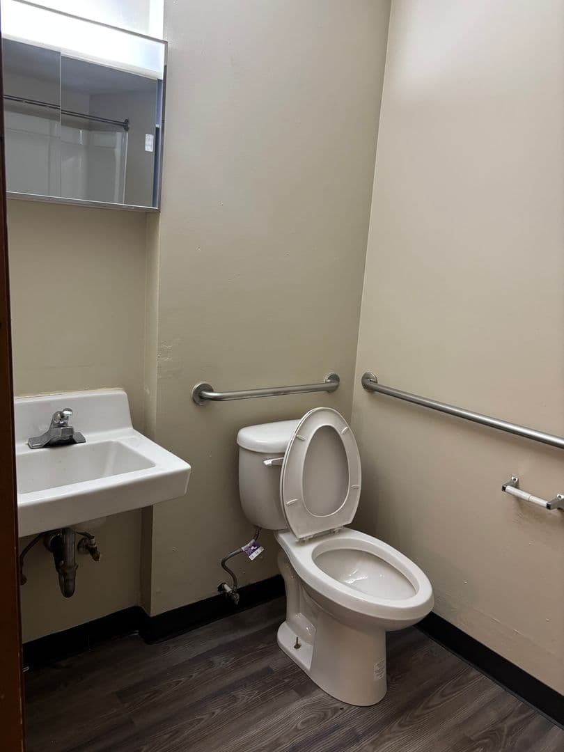 Indianapolis Apartment: 819 Edgemont Avenue