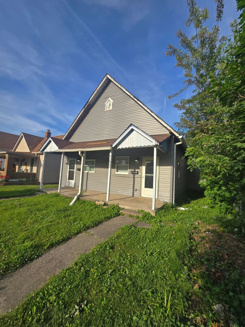 Indianapolis House: 765 N. Belleview PL (wayne)