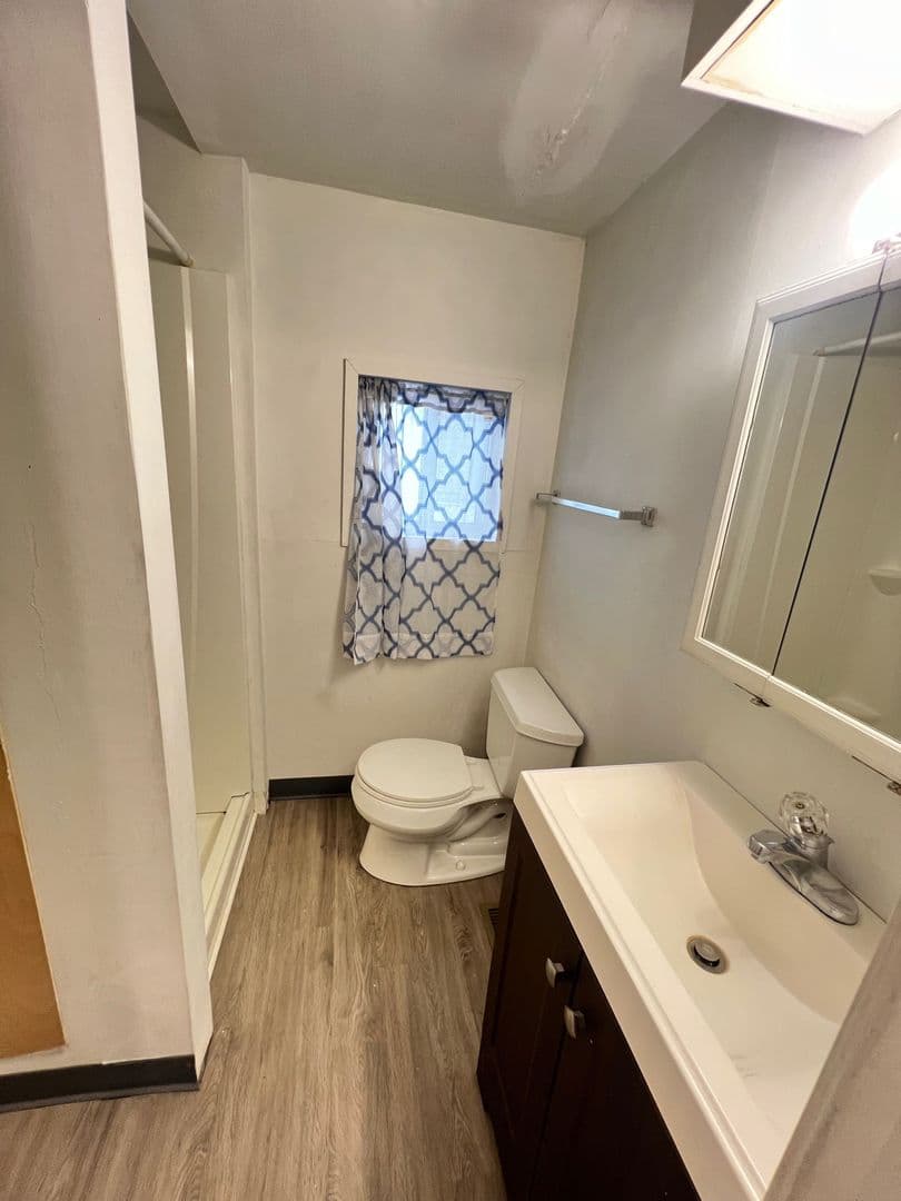 Beech Grove Apartment: 68 N 7th Ave