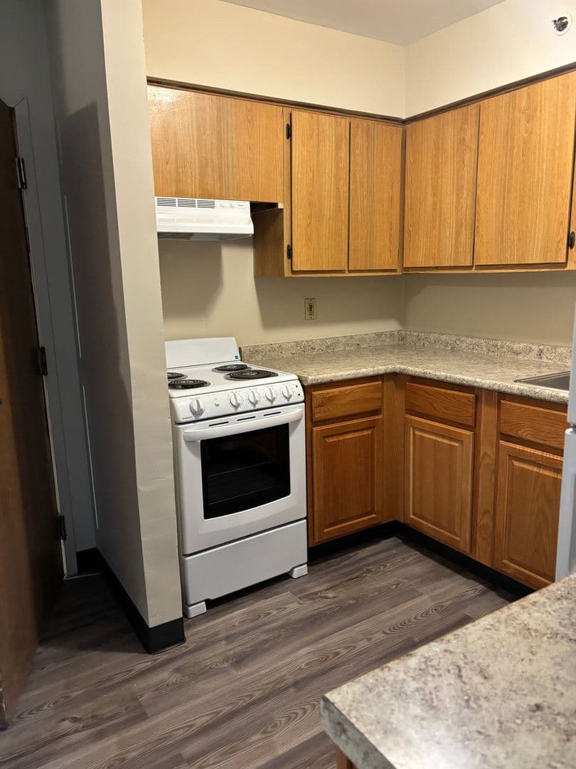 Indianapolis Apartment: 819 Edgemont Avenue