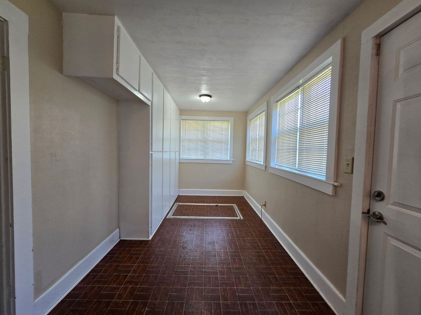 Asher House: 400 South Cash