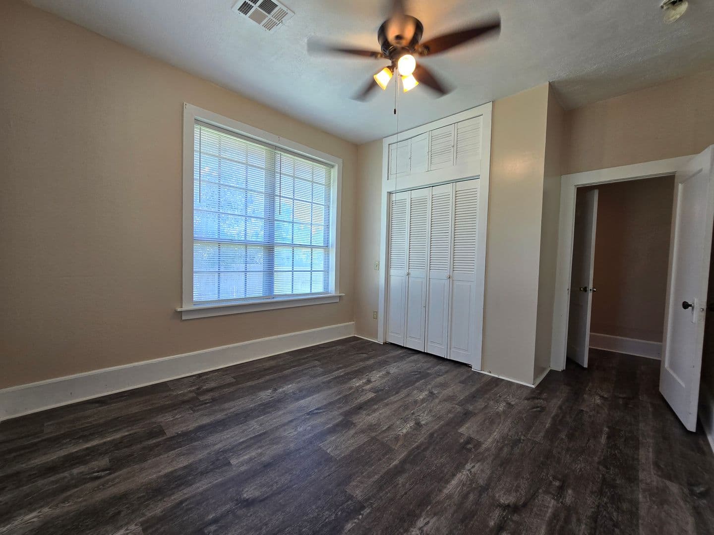 Asher House: 400 South Cash