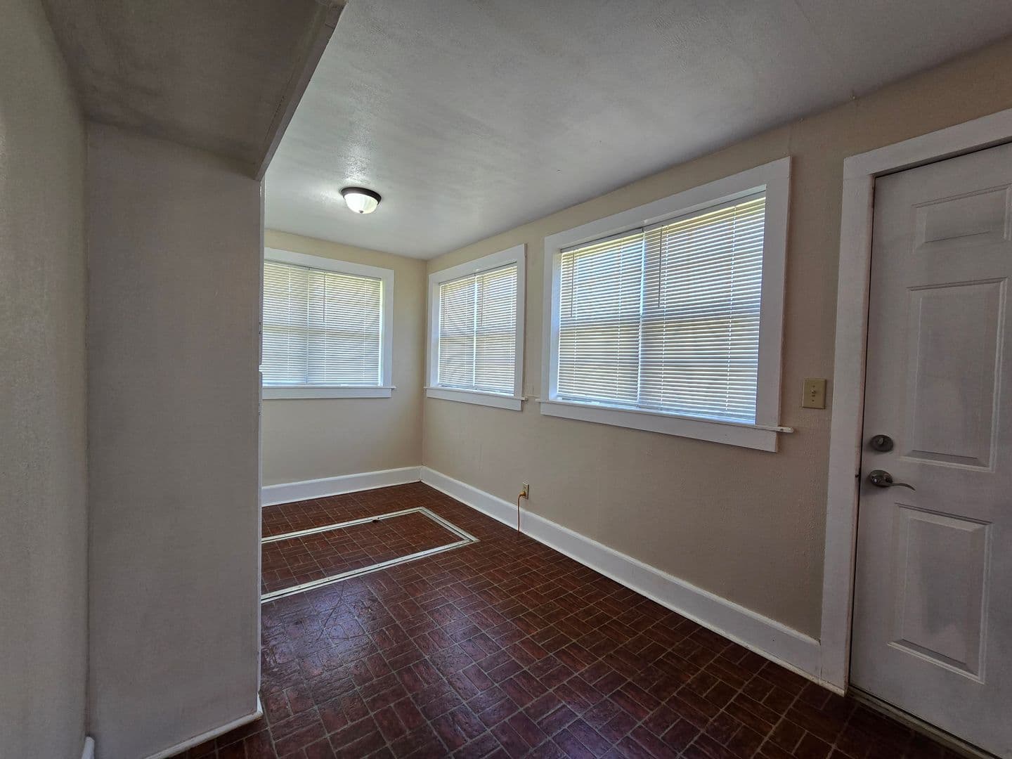 Asher House: 400 South Cash