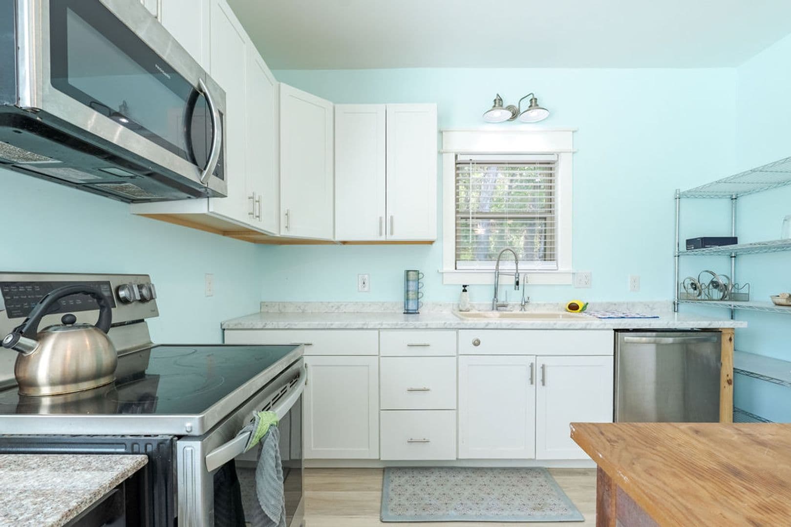 Tecumseh House: 21427 Rock Creek Rd