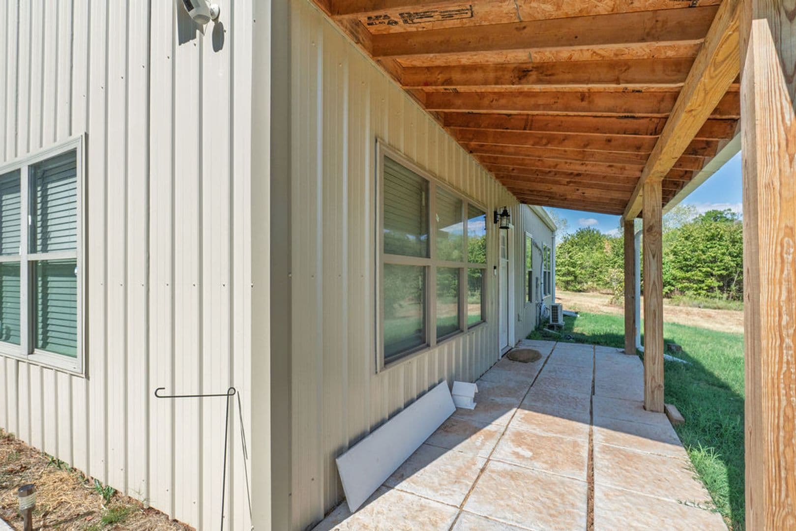 Tecumseh House: 21427 Rock Creek Rd