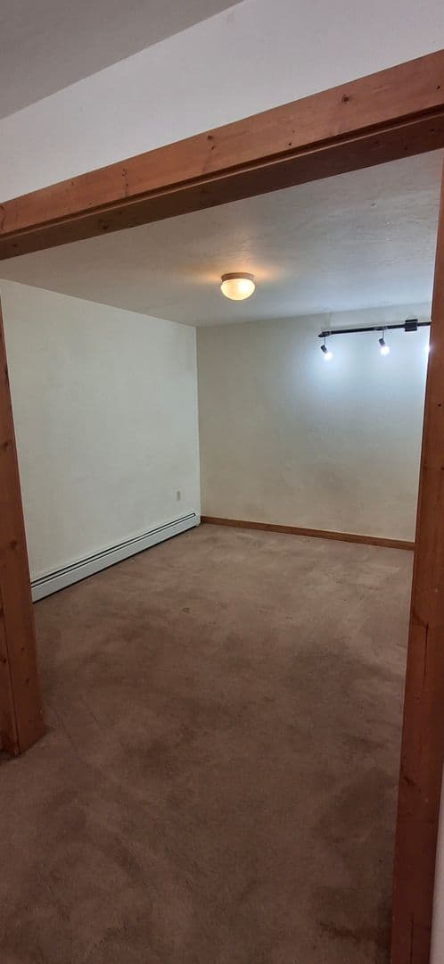 Gunnison Apartment: 808 1/2 W. Denver Ave.